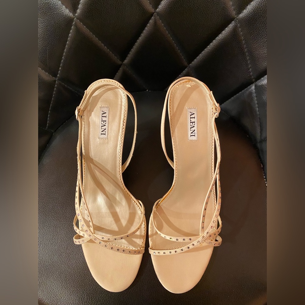 Alfani Women’s Dress Sandals – Champagne Sequin, Size 9.5